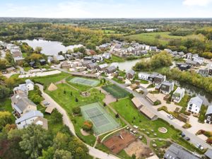 Photo 17- click for photo gallery